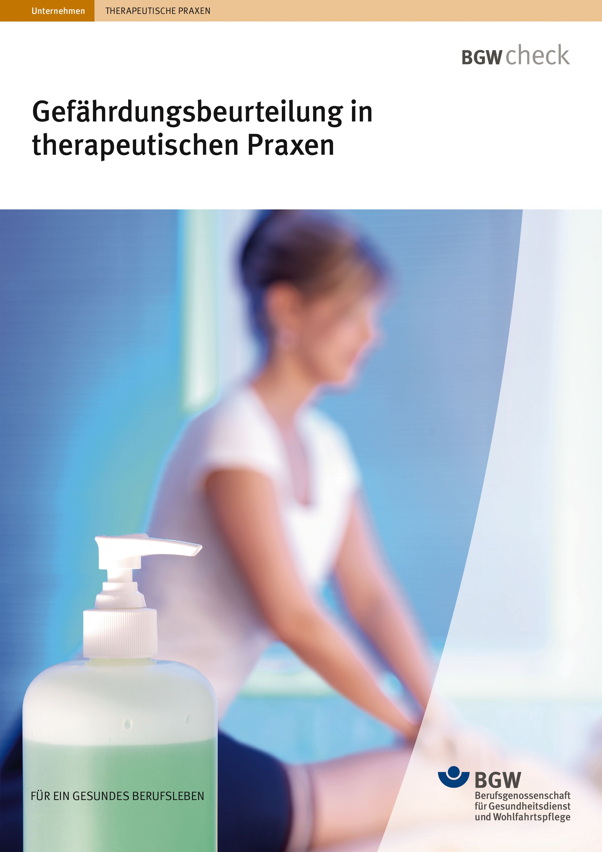 Titelbild: Gefährdungsbeurteilung in therapeutischen Praxen - Masseurin