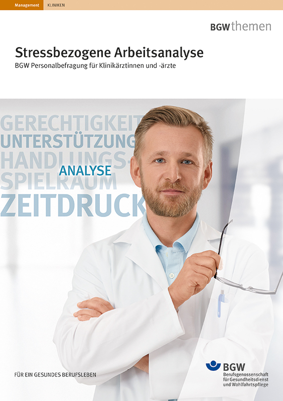 Titel: Stressbezogene Arbeitsanalyse für Klinikärztinnen und -ärzte - Arzt blickt in die Kamera und hält eine Brille in der Hand