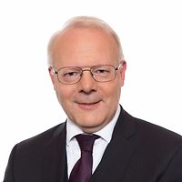 Porträt: Prof. Dr. Stephan Brandenburg